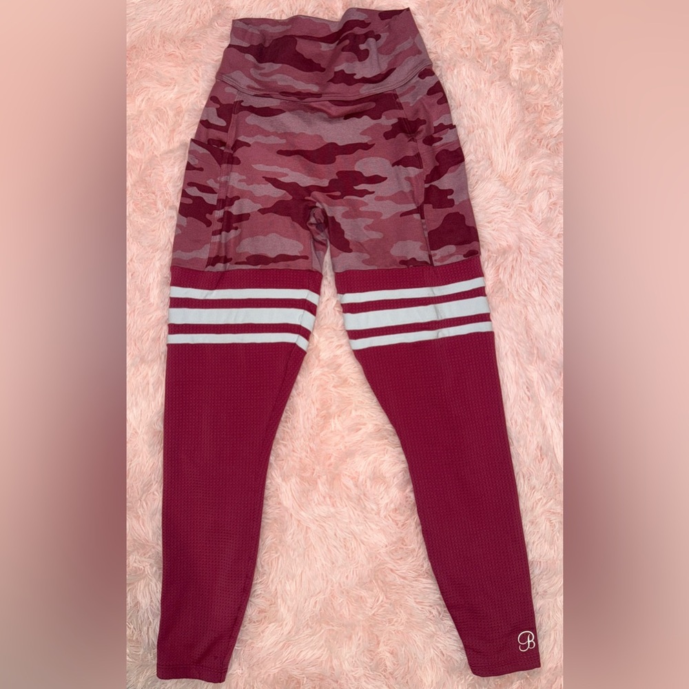 Bombshell Sportwear Camouflage Leggings